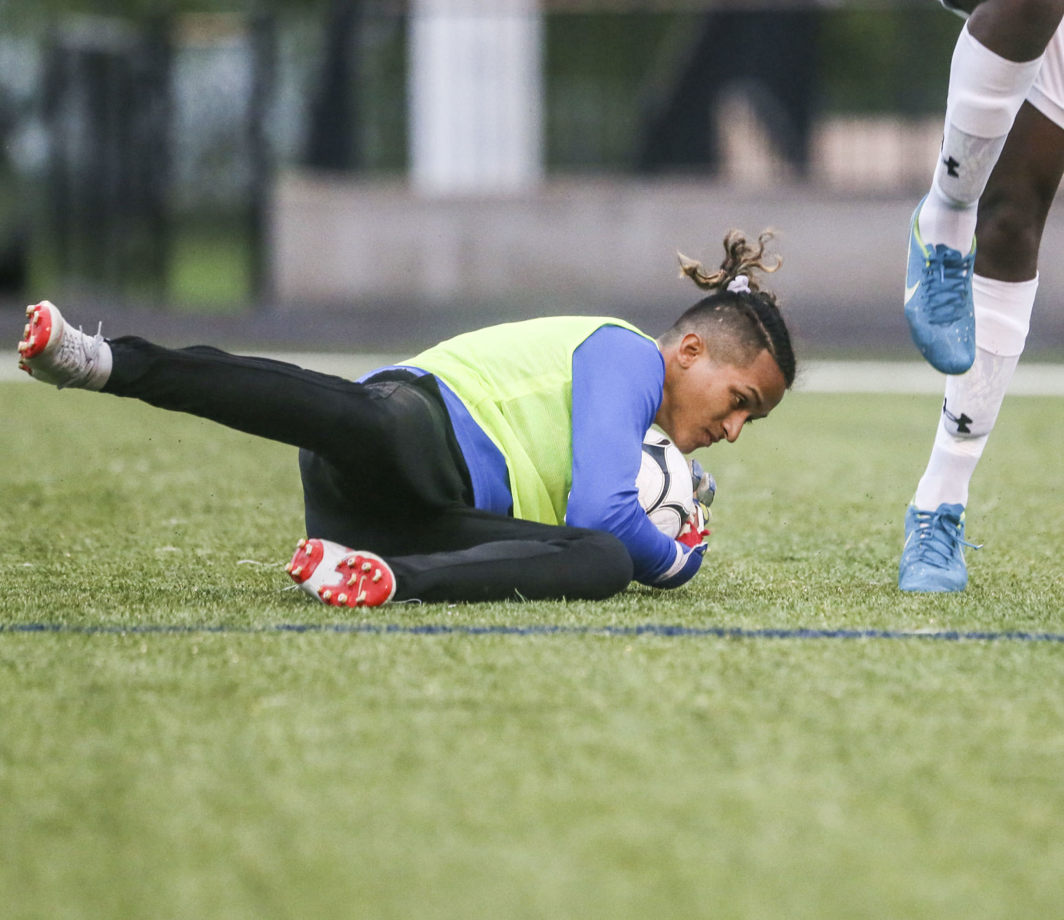 050321-qc-spt-hem-central-soccer-07.JPG